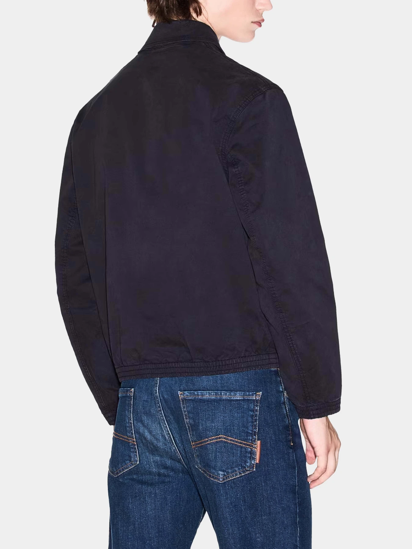 Куртки и дубленки Armani Exchange модель XM001863-AF16680-UB101 Куртки и дубленки Armani Exchange модель XM001863-AF16680-UB101 Фото
