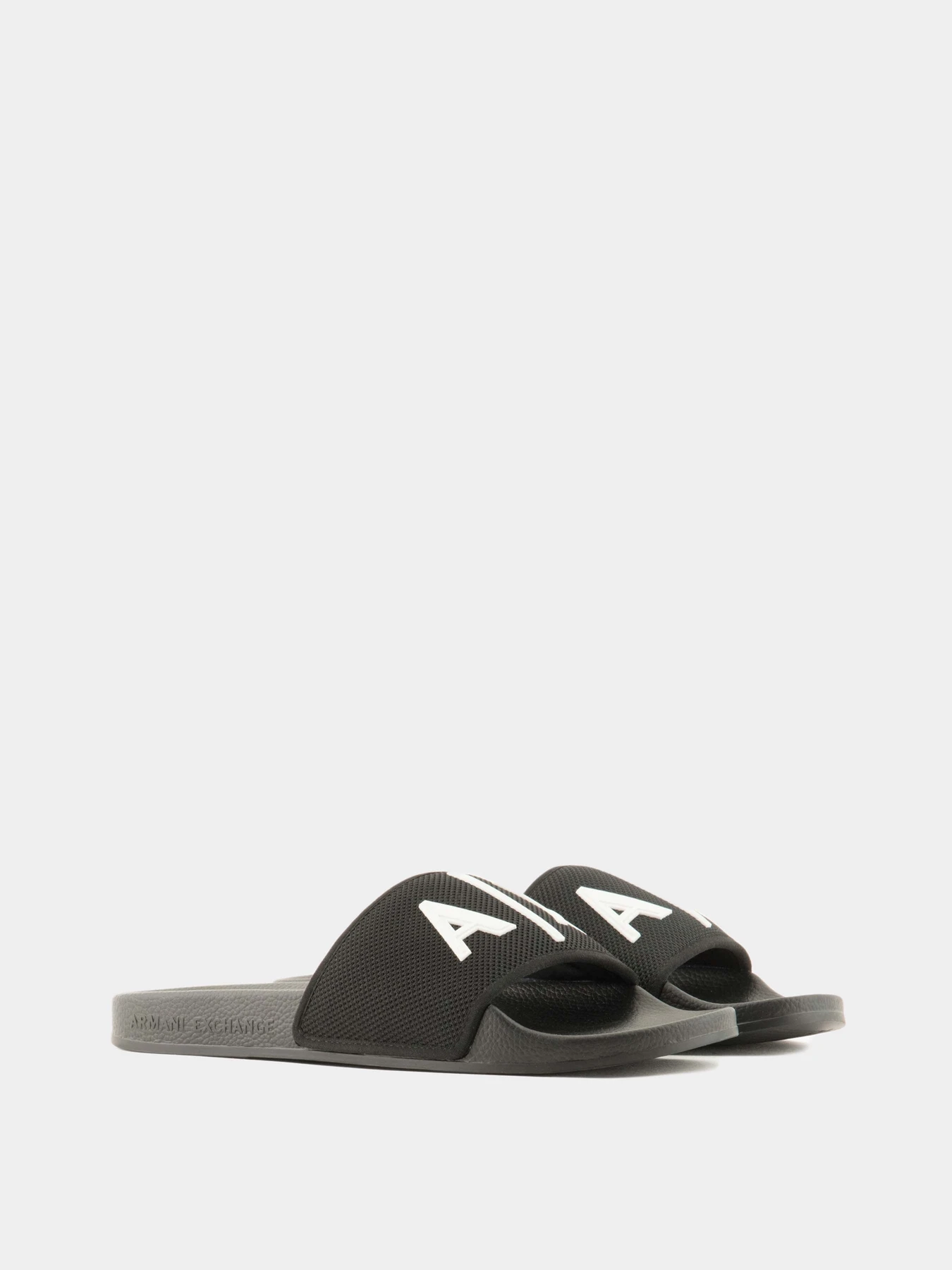 Шлёпанцы Armani Exchange модель XUP001-XV820-S277 Фото