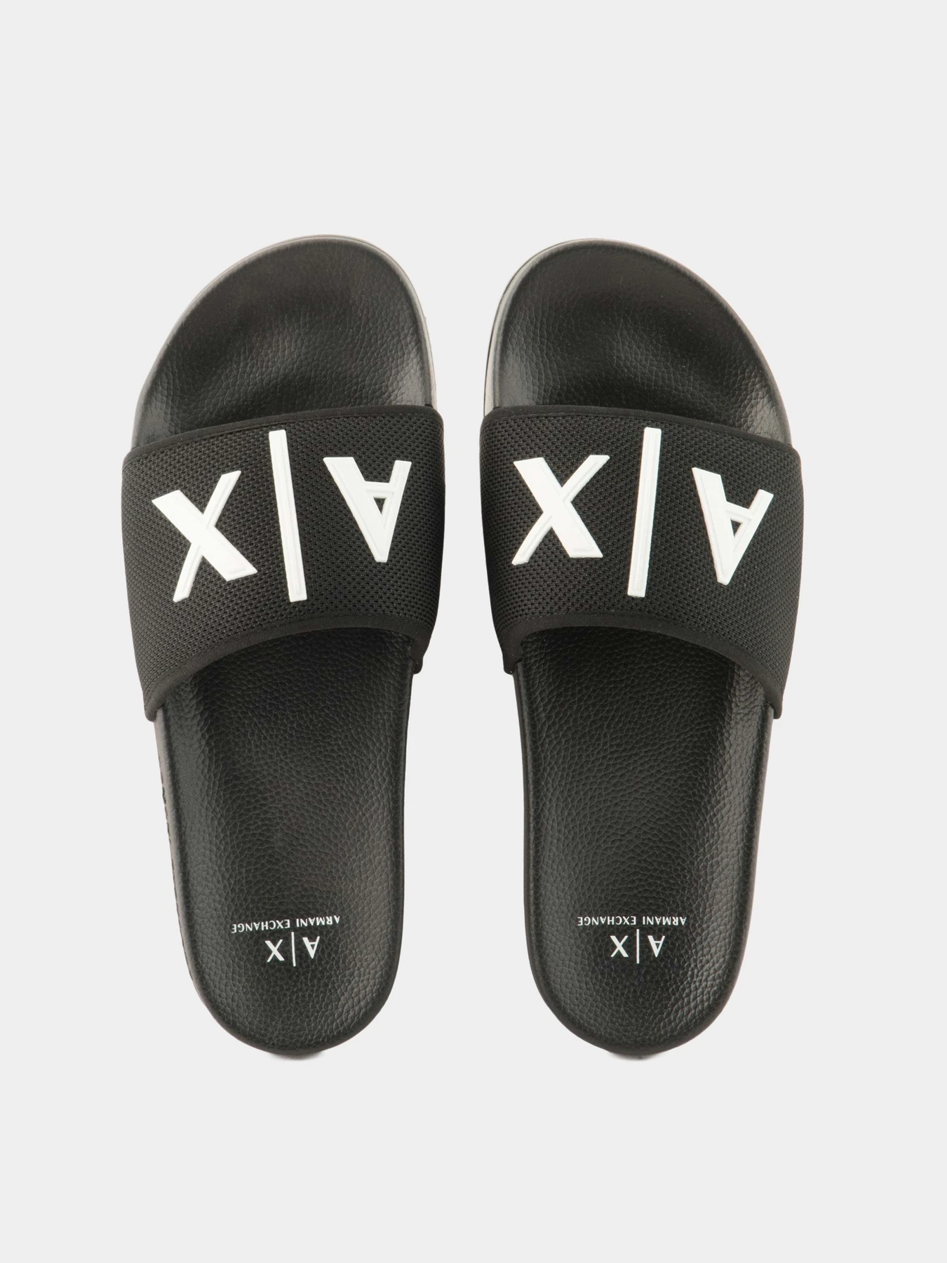 Шлёпанцы Armani Exchange модель XUP001-XV820-S277 Фото