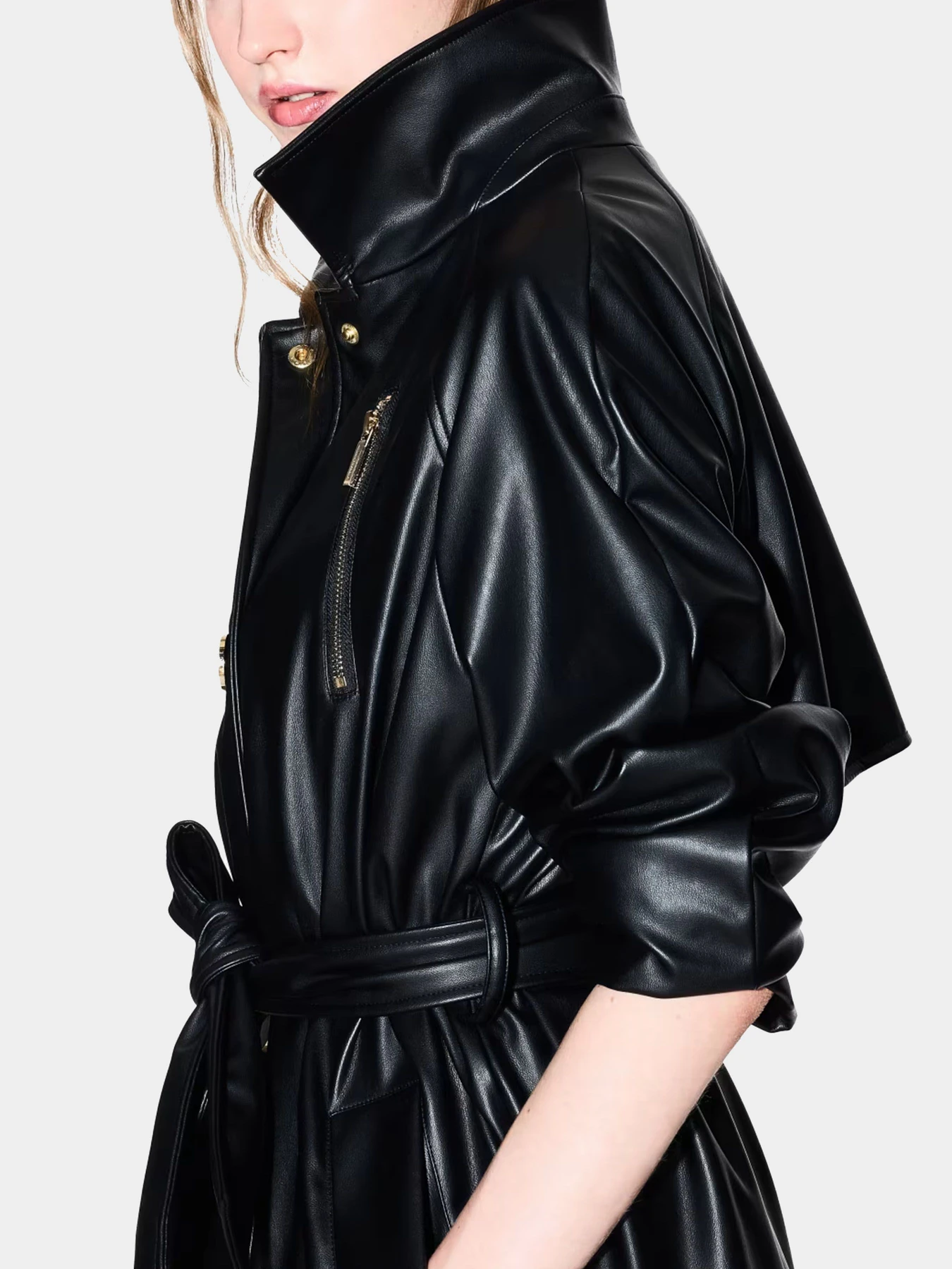 Пальто и плащи Armani Exchange модель XW000680-AF16106-UC001 Фото