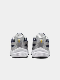 Кроссовки NIKE модель IB4467-451 Фото