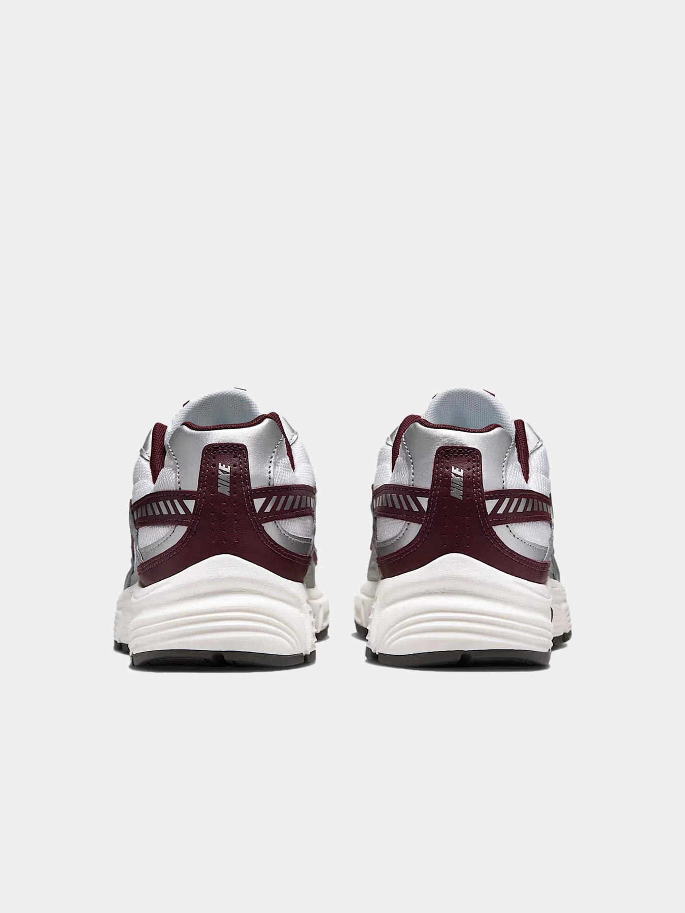 Кроссовки NIKE модель IB4688-111 Кроссовки NIKE модель IB4688-111 Фото