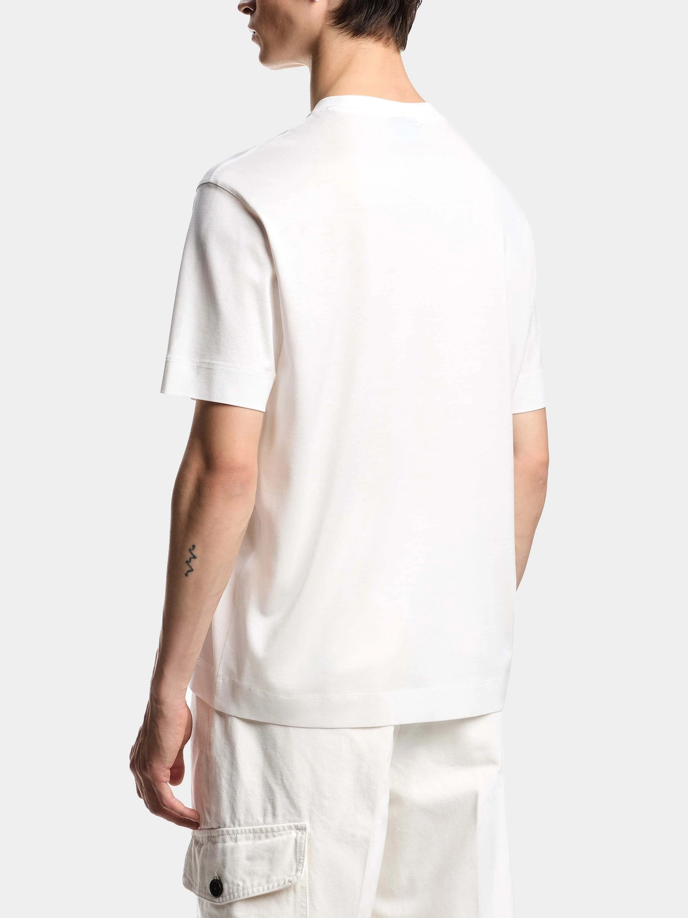 Футболки и поло Emporio Armani модель EM003466-AF10761-U0003 Футболки и поло Emporio Armani модель EM003466-AF10761-U0003 Фото