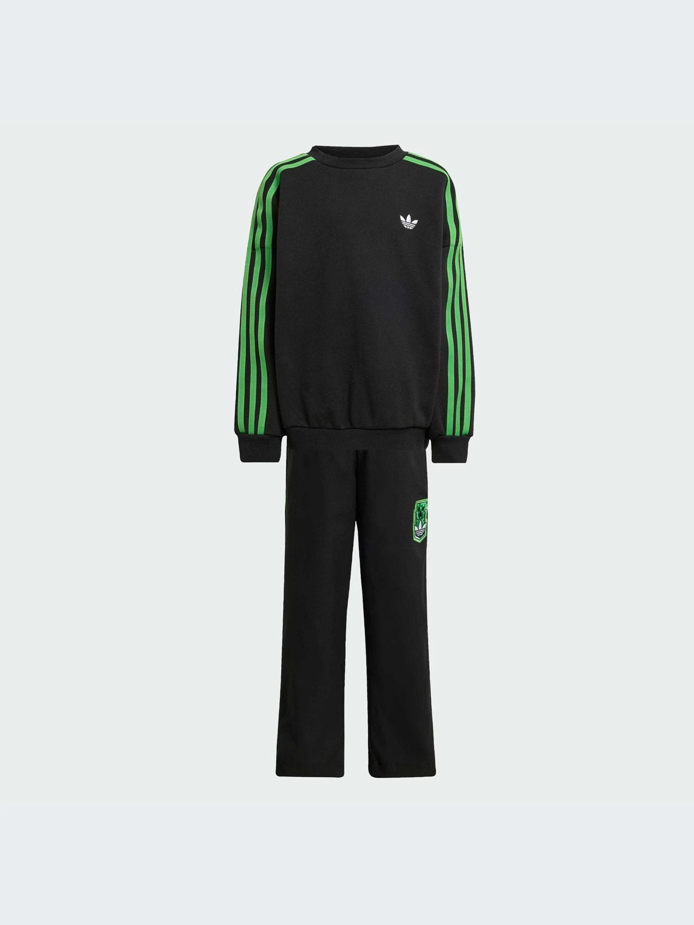 Костюмы Adidas Graphics модель JW5331-KZ Костюмы Adidas Graphics модель JW5331-KZ Фото