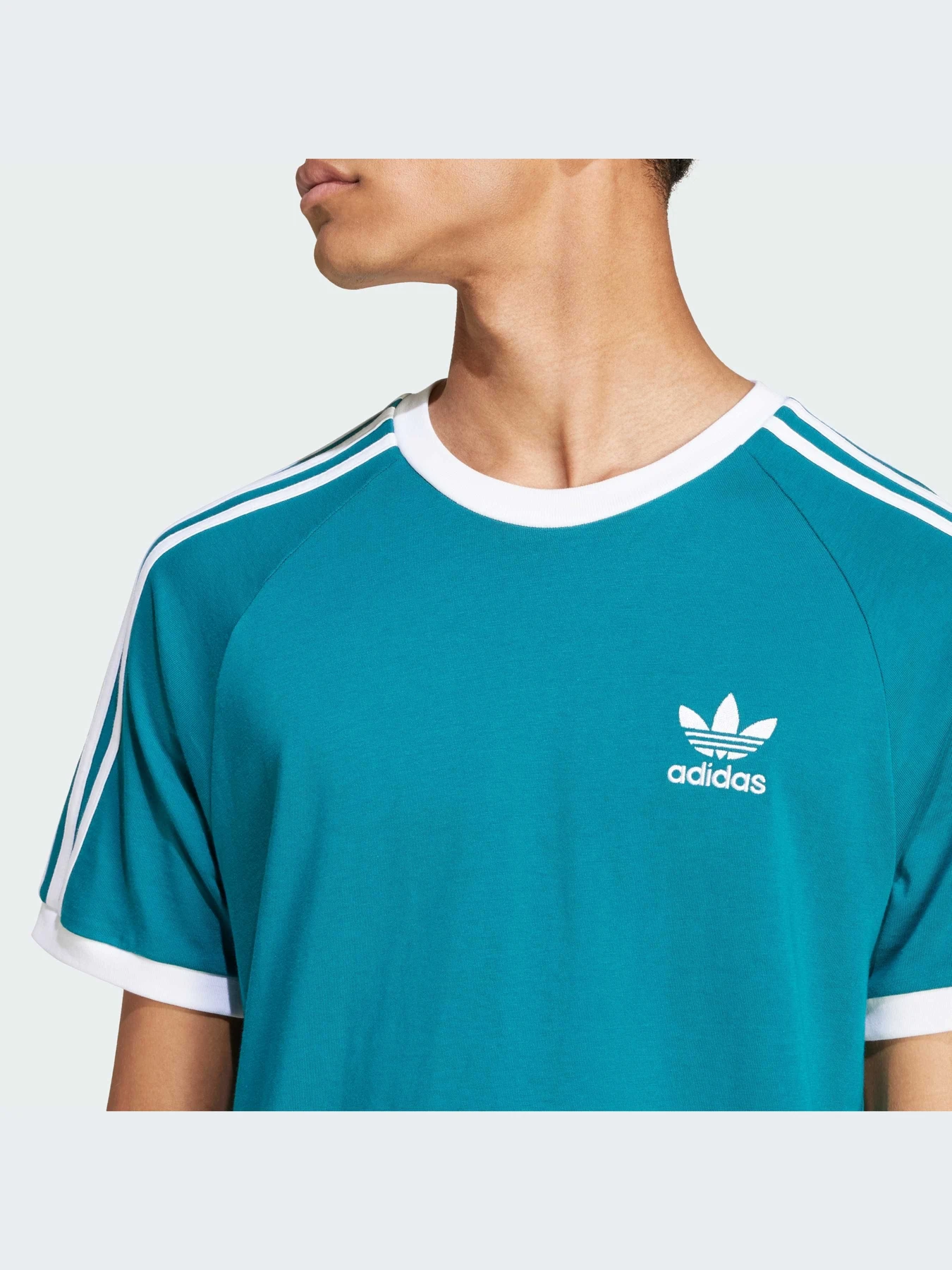 Футболки и поло Adidas Adicolor модель IZ2367-KZ Футболки и поло Adidas Adicolor модель IZ2367-KZ Фото