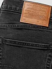 Джинсы Levi's модель 28833;1266 Фото