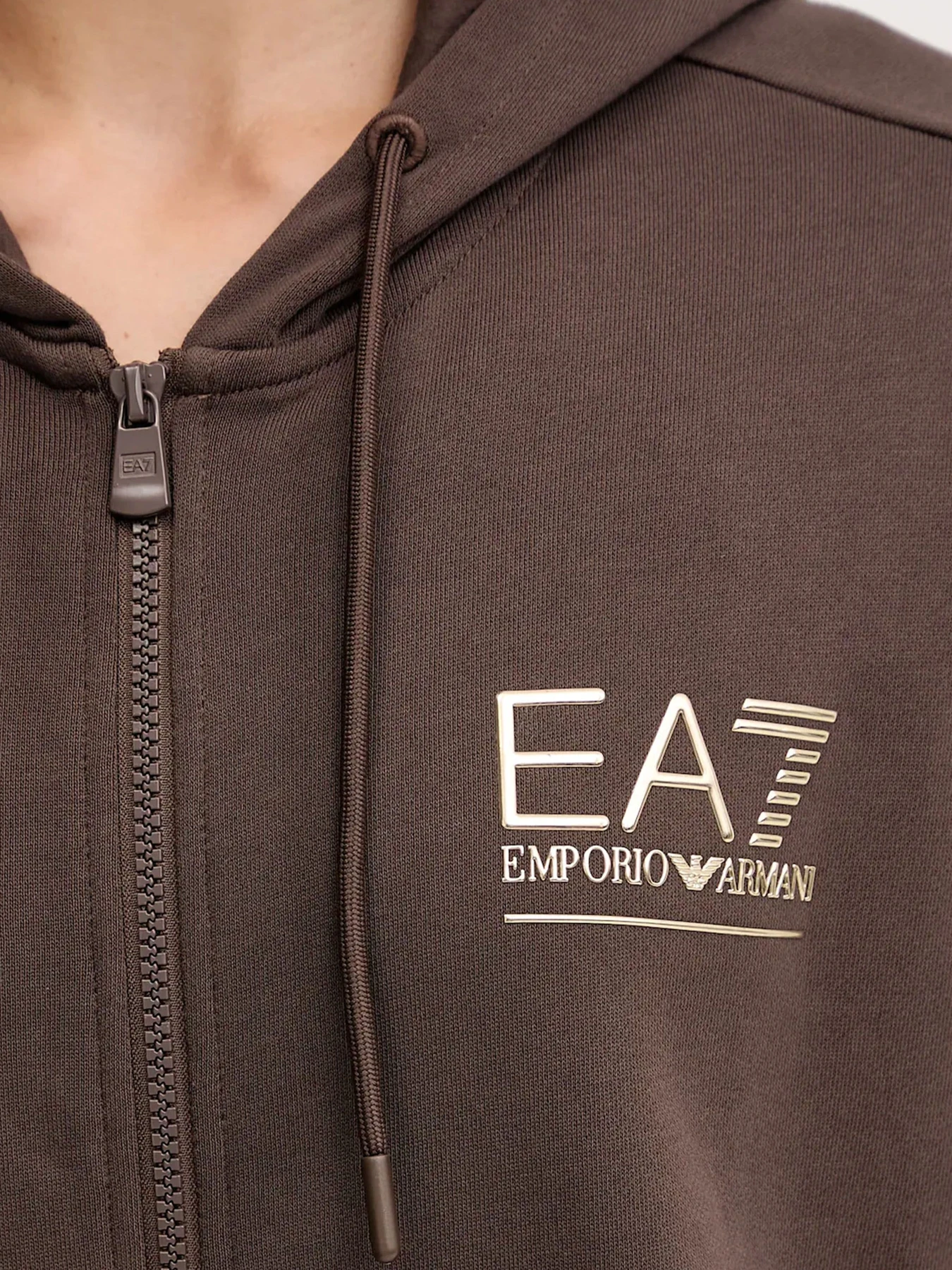 Костюмы EA7 модель 7W000420-AF12473-U6063 Костюмы EA7 модель 7W000420-AF12473-U6063 Фото