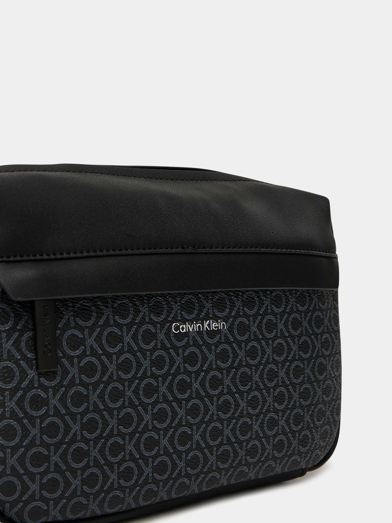Сумки Calvin Klein модель LV04D3088G-UB1 Сумки Calvin Klein модель LV04D3088G-UB1 Фото