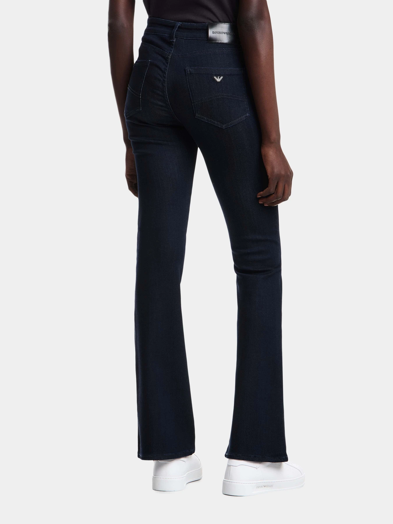 Джинсы Emporio Armani модель 8N2J47-2DL2Z-0941 Джинсы Emporio Armani модель 8N2J47-2DL2Z-0941 Фото