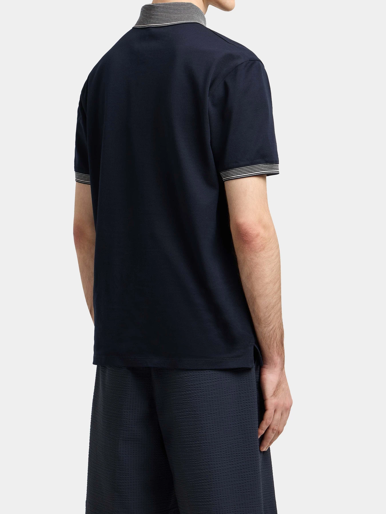 Футболки и поло Emporio Armani модель EM002992-AF12955-UB118 Футболки и поло Emporio Armani модель EM002992-AF12955-UB118 Фото