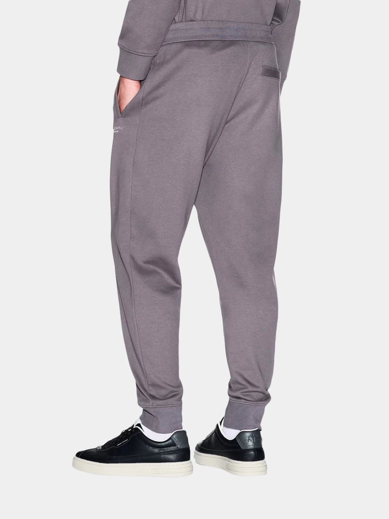 Брюки Armani Exchange модель XM001299-AF20934-U8092 Брюки Armani Exchange модель XM001299-AF20934-U8092 Фото