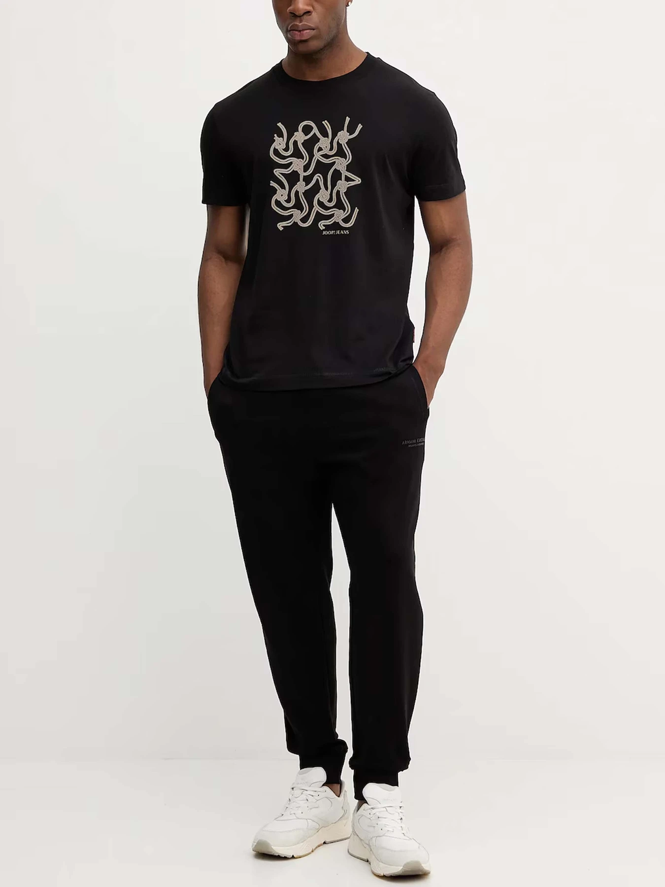 Брюки Armani Exchange модель XM001299-AF20934-UC001 Брюки Armani Exchange модель XM001299-AF20934-UC001 Фото