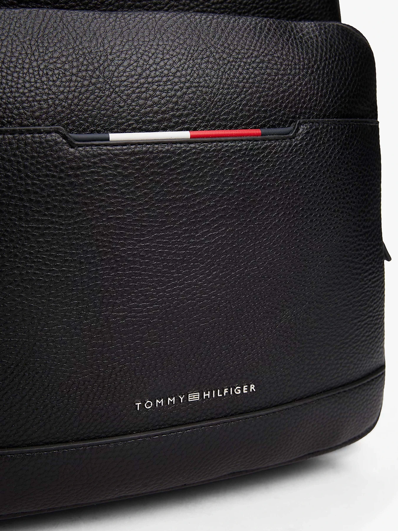 Рюкзаки Tommy Hilfiger модель AM0AM13483-BDS Рюкзаки Tommy Hilfiger модель AM0AM13483-BDS Фото