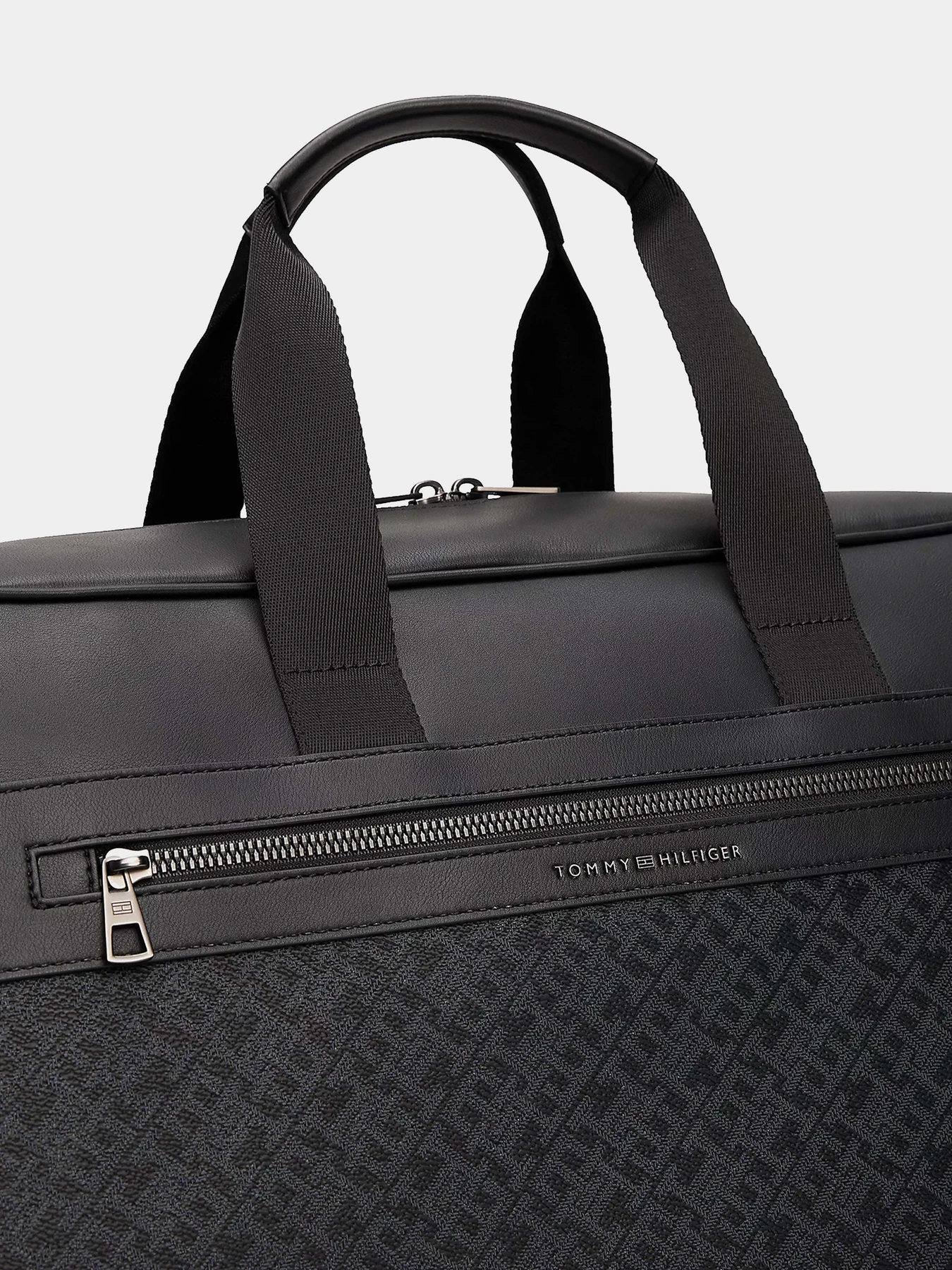 Сумки Tommy Hilfiger модель AM0AM13492-BDS Сумки Tommy Hilfiger модель AM0AM13492-BDS Фото