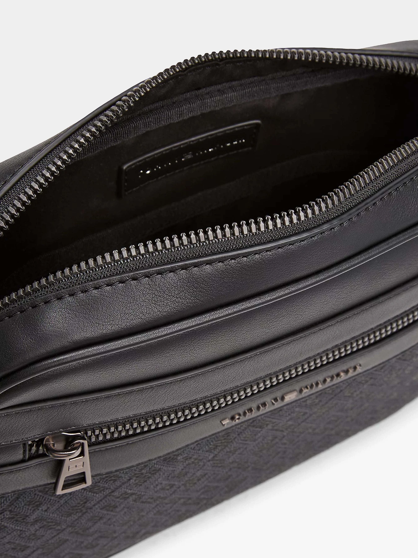 Сумки Tommy Hilfiger модель AM0AM13494-BDS Фото