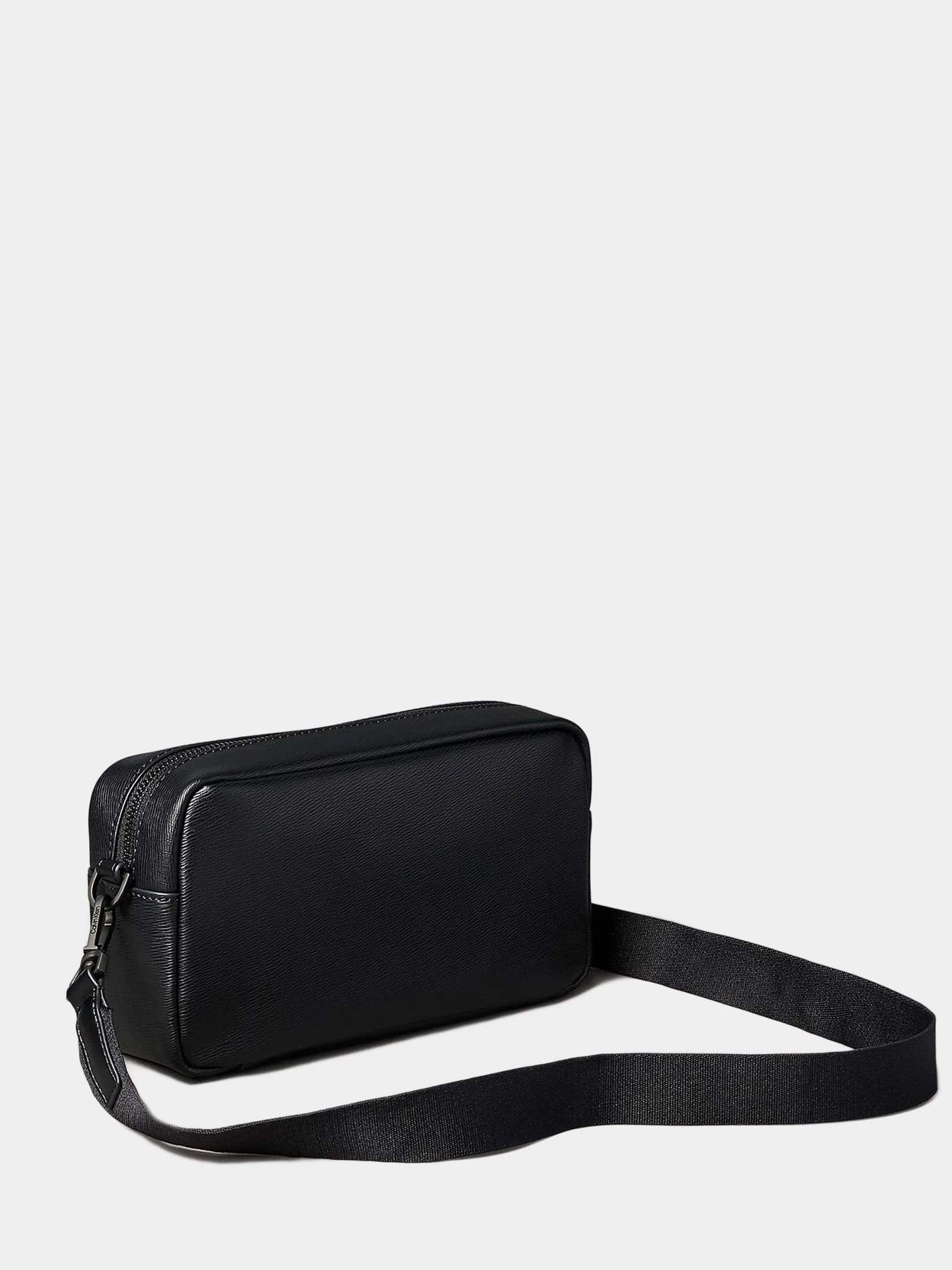 Сумки Calvin Klein модель LV04D3262G-UB1 Сумки Calvin Klein модель LV04D3262G-UB1 Фото