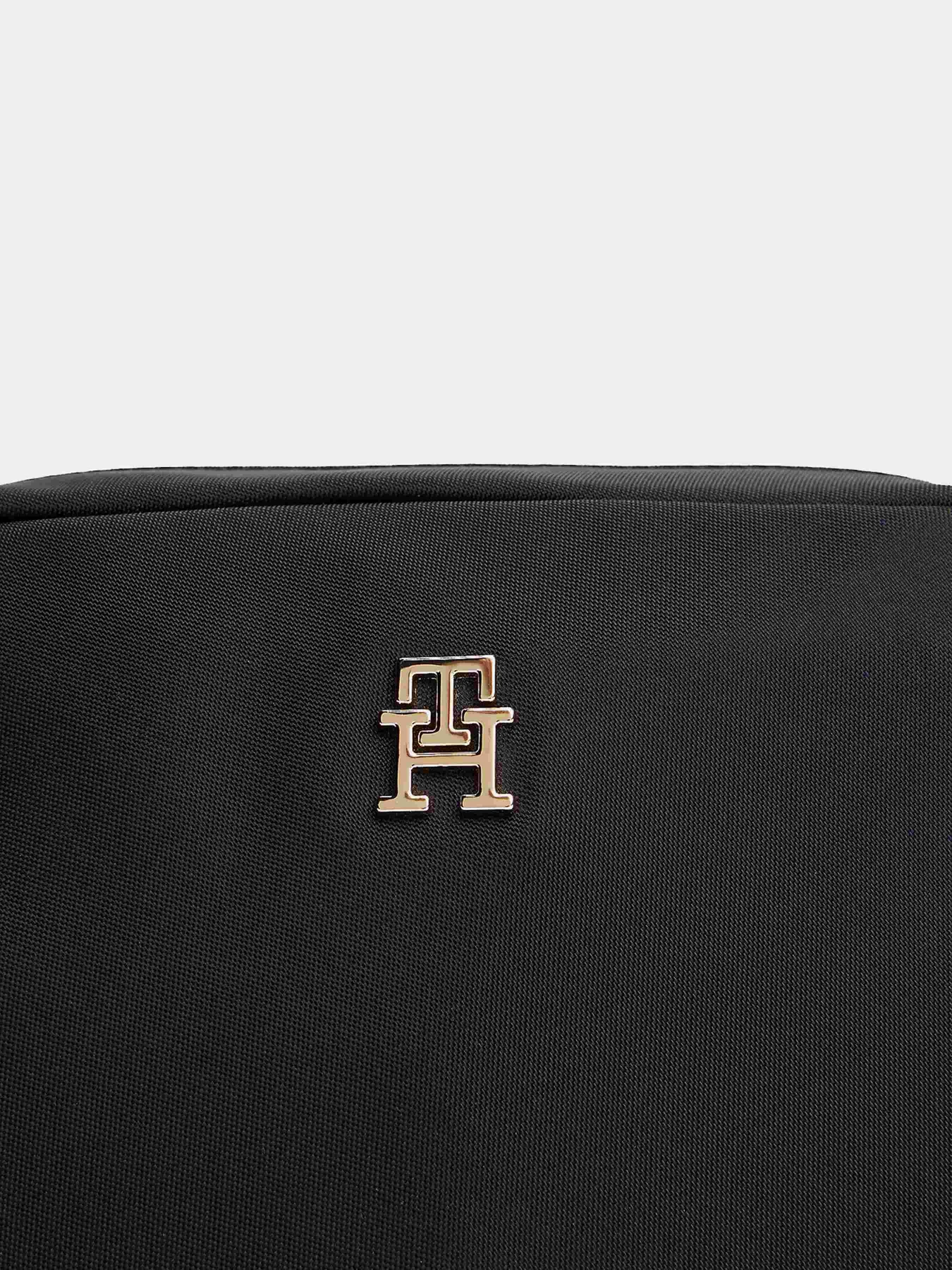 Сумки Tommy Hilfiger модель AW0AW17704-BDS Сумки Tommy Hilfiger модель AW0AW17704-BDS Фото