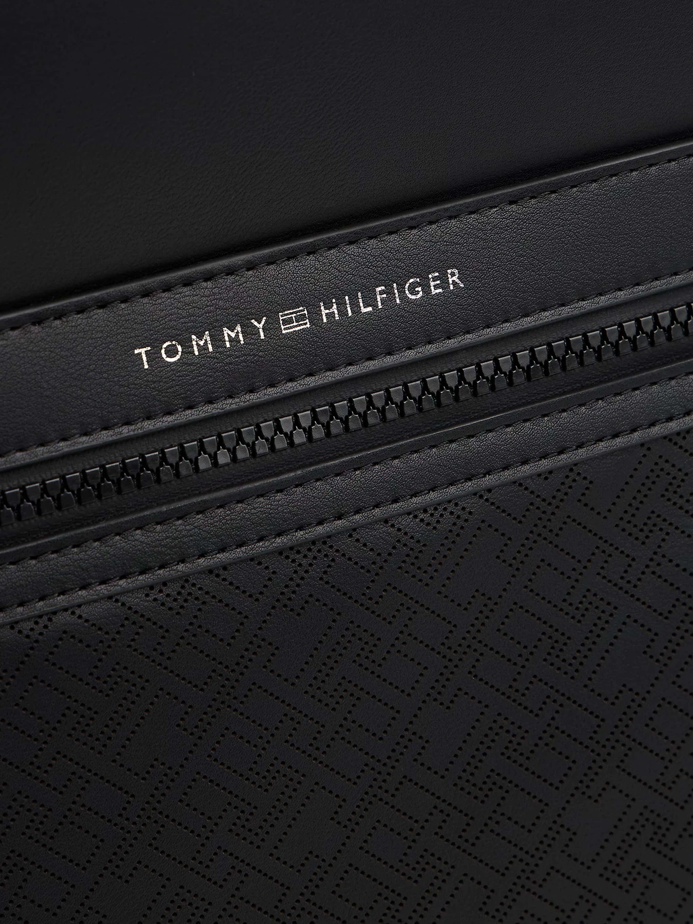 Рюкзаки Tommy Hilfiger модель AM0AM13834-BDS Фото