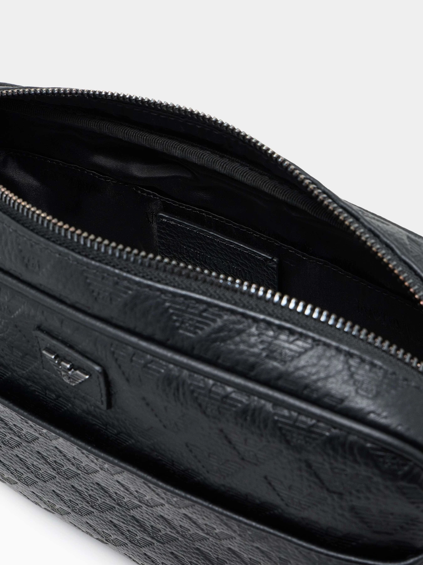 Сумки Emporio Armani модель EM001682-AF14774-UC001 Фото