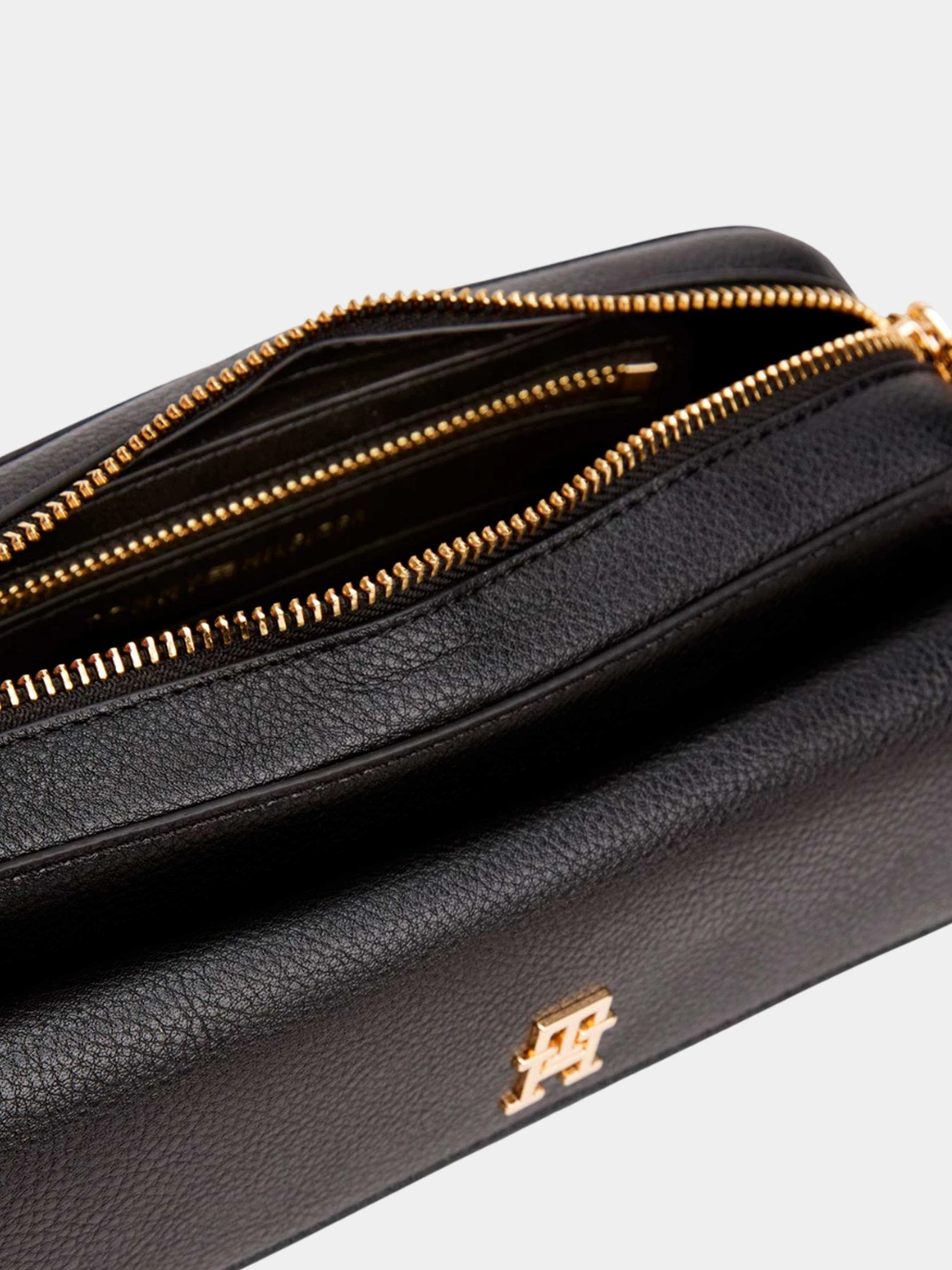 Сумки Tommy Hilfiger модель AW0AW17455-BDS Фото
