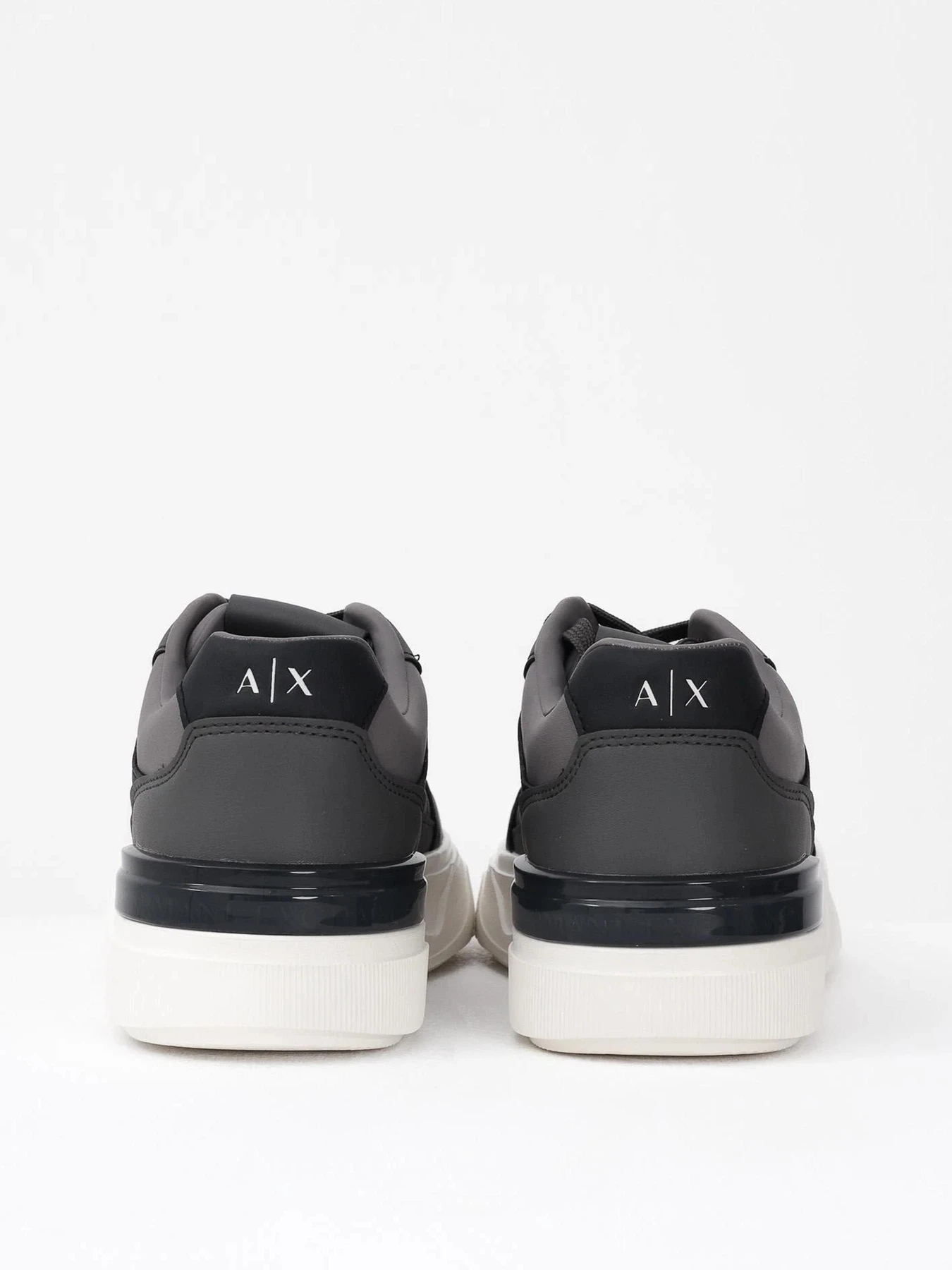 Кроссовки Armani Exchange модель XUX219-XV857-MZ265 Кроссовки Armani Exchange модель XUX219-XV857-MZ265 Фото