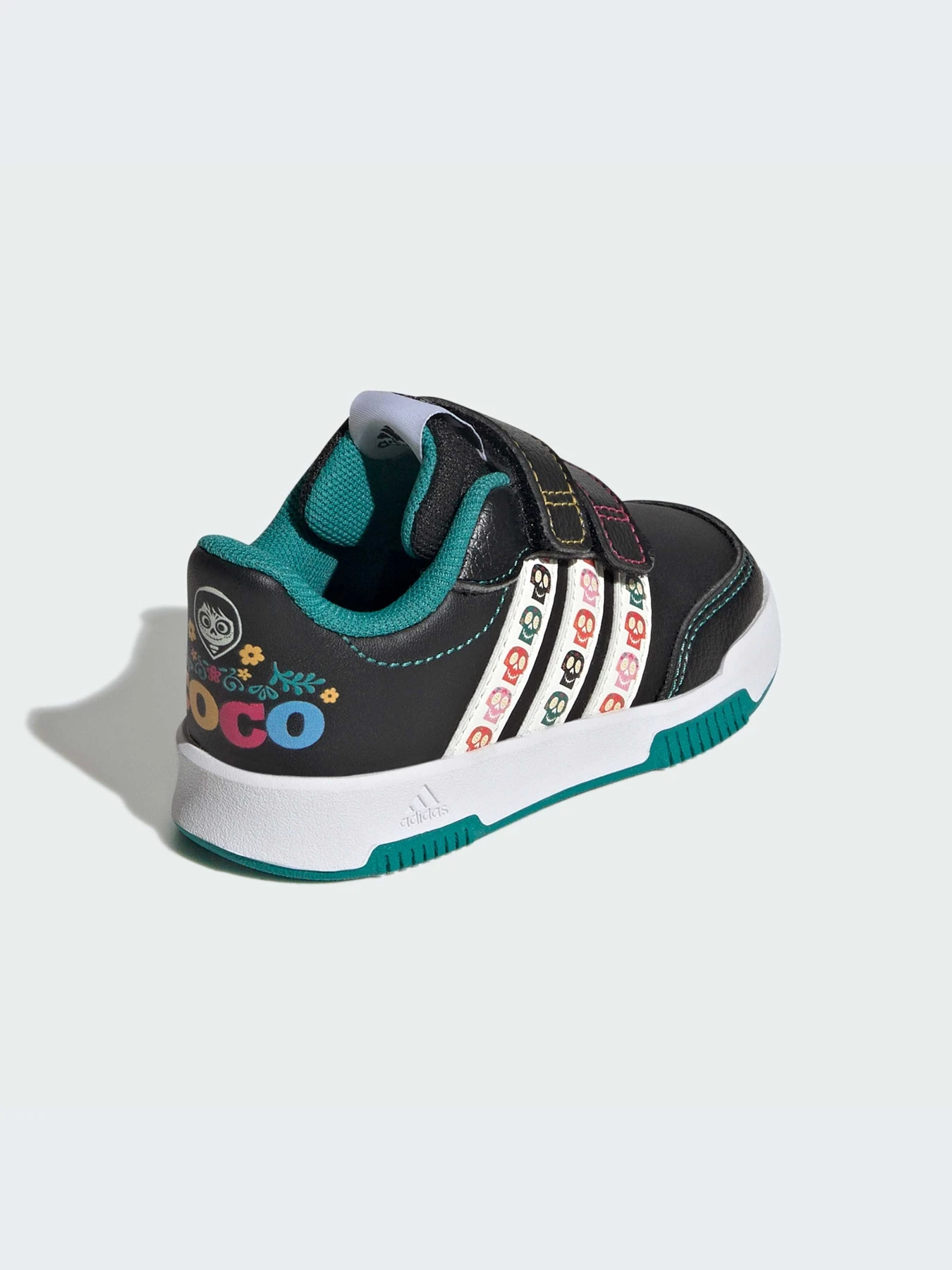 Кроссовки Adidas модель JR8129-KZ Кроссовки Adidas модель JR8129-KZ Фото