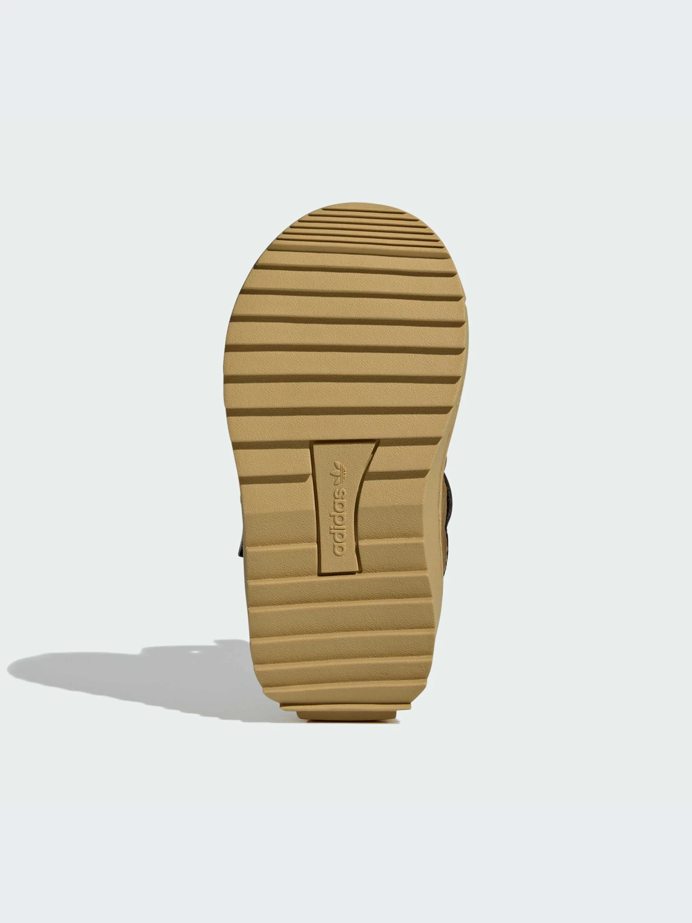 Кроссовки Adidas Superstar модель JQ0341-KZ Кроссовки Adidas Superstar модель JQ0341-KZ Фото