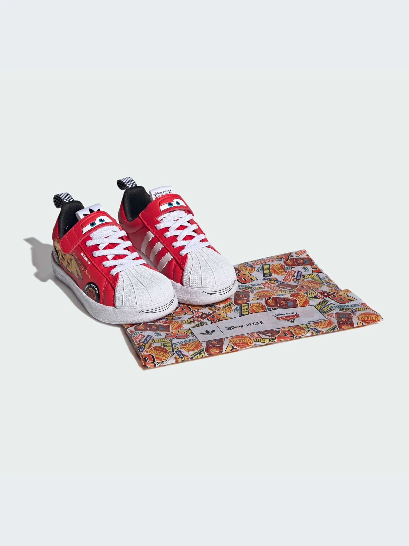 Кроссовки Adidas Superstar модель JR3752-KZ Кроссовки Adidas Superstar модель JR3752-KZ Фото