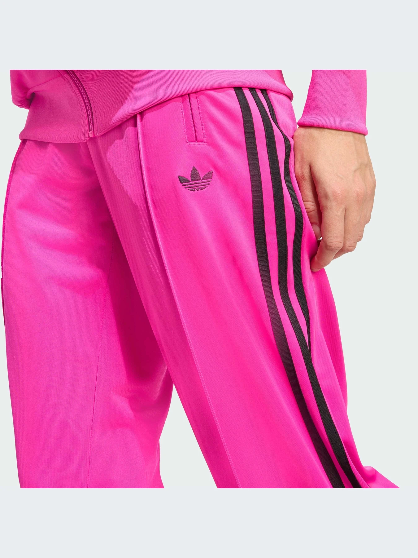 Брюки Adidas модель JY2696-KZ Брюки Adidas модель JY2696-KZ Фото
