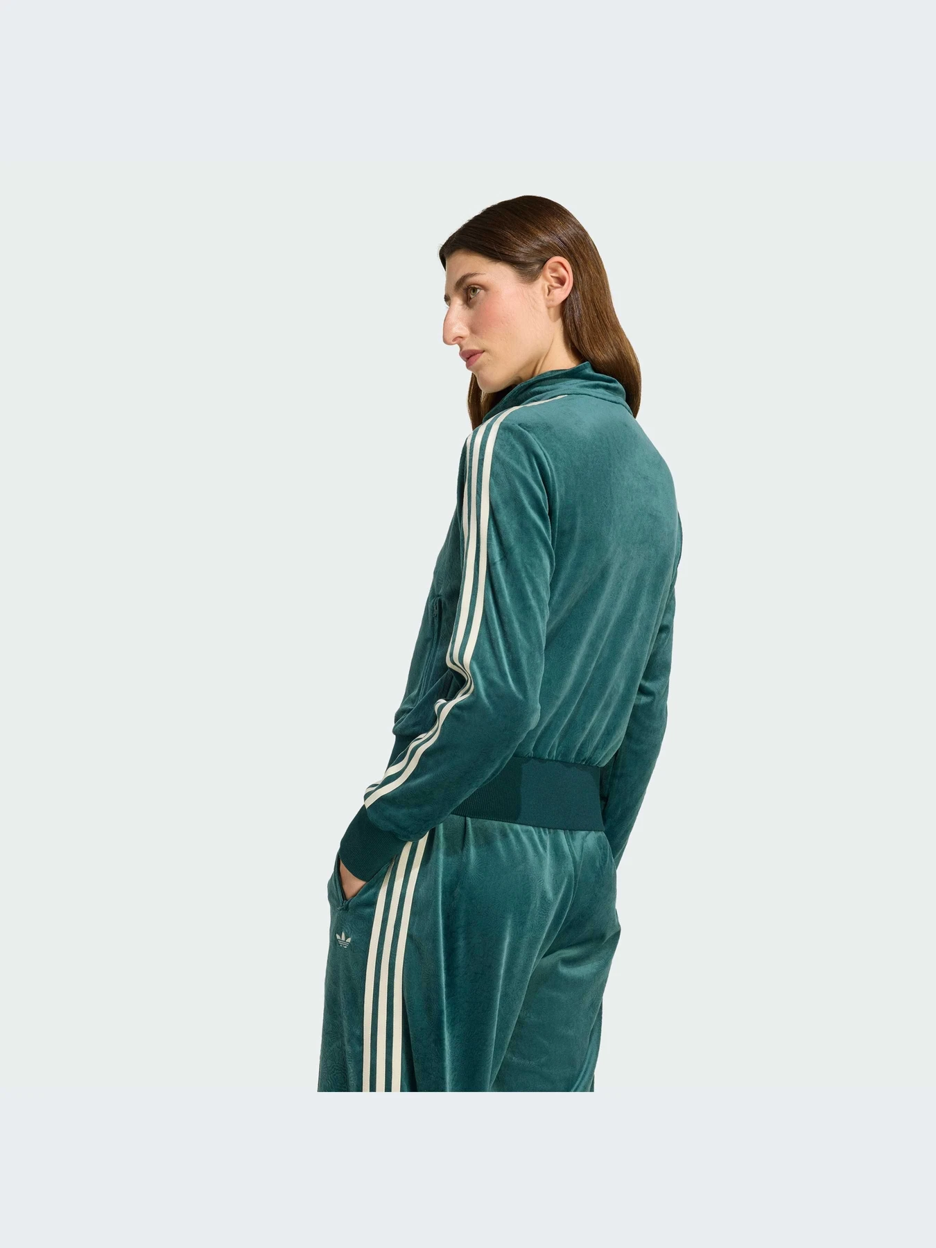 Худи и свитшоты Adidas модель JW5267-KZ Худи и свитшоты Adidas модель JW5267-KZ Фото