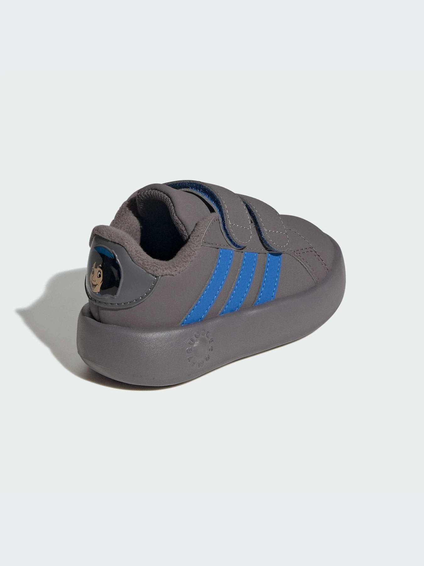 Кроссовки Adidas модель JR5632-KZ Кроссовки Adidas модель JR5632-KZ Фото