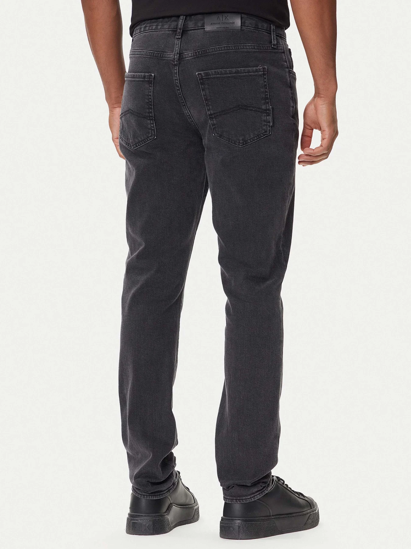Джинсы Armani Exchange модель XM000070-AF14604-M8088 Джинсы Armani Exchange модель XM000070-AF14604-M8088 Фото