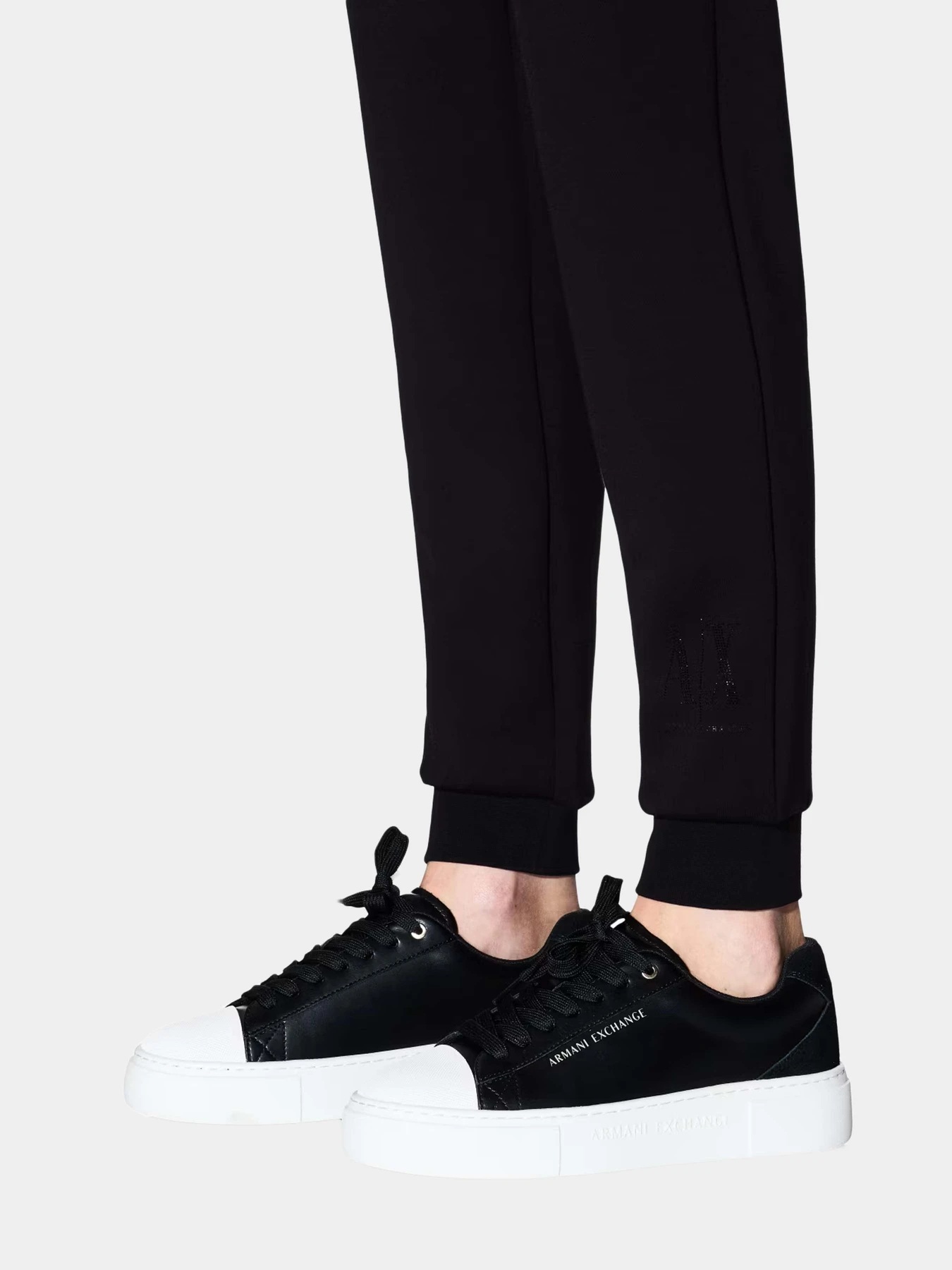 Брюки Armani Exchange модель XW000828-AF13397-UC001 Брюки Armani Exchange модель XW000828-AF13397-UC001 Фото