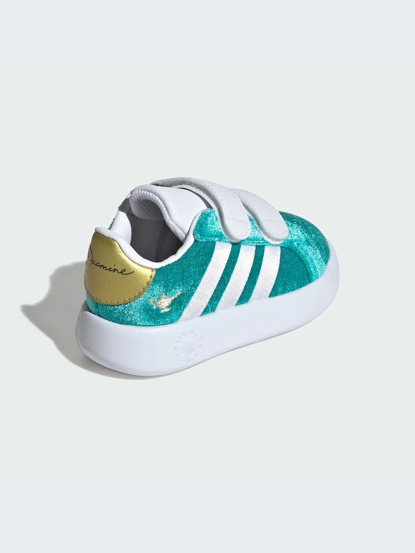 Кроссовки Adidas модель JR4920-KZ Кроссовки Adidas модель JR4920-KZ Фото