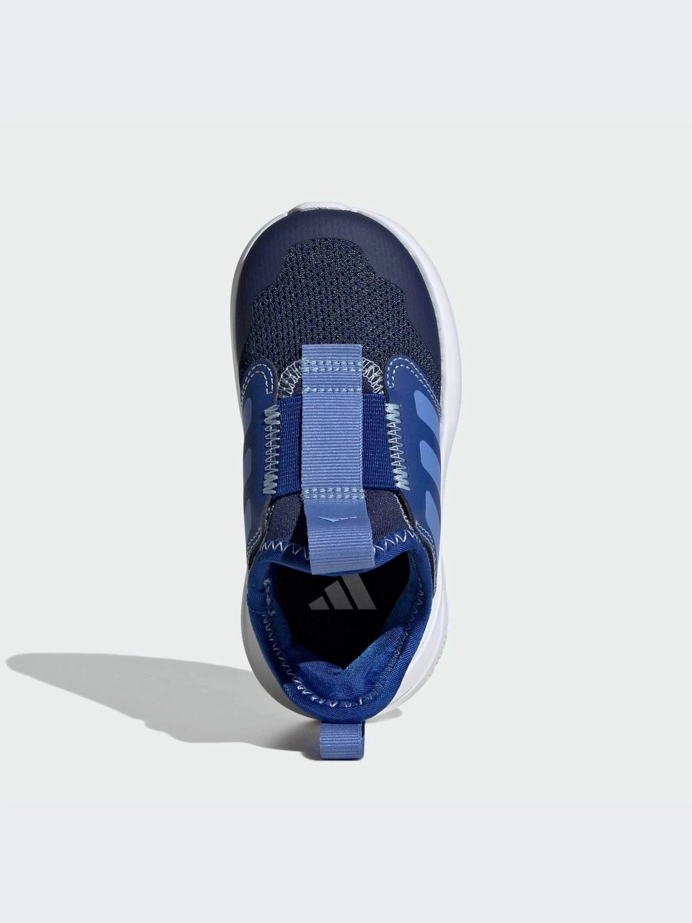 Кроссовки Adidas модель JR0956-KZ Кроссовки Adidas модель JR0956-KZ Фото