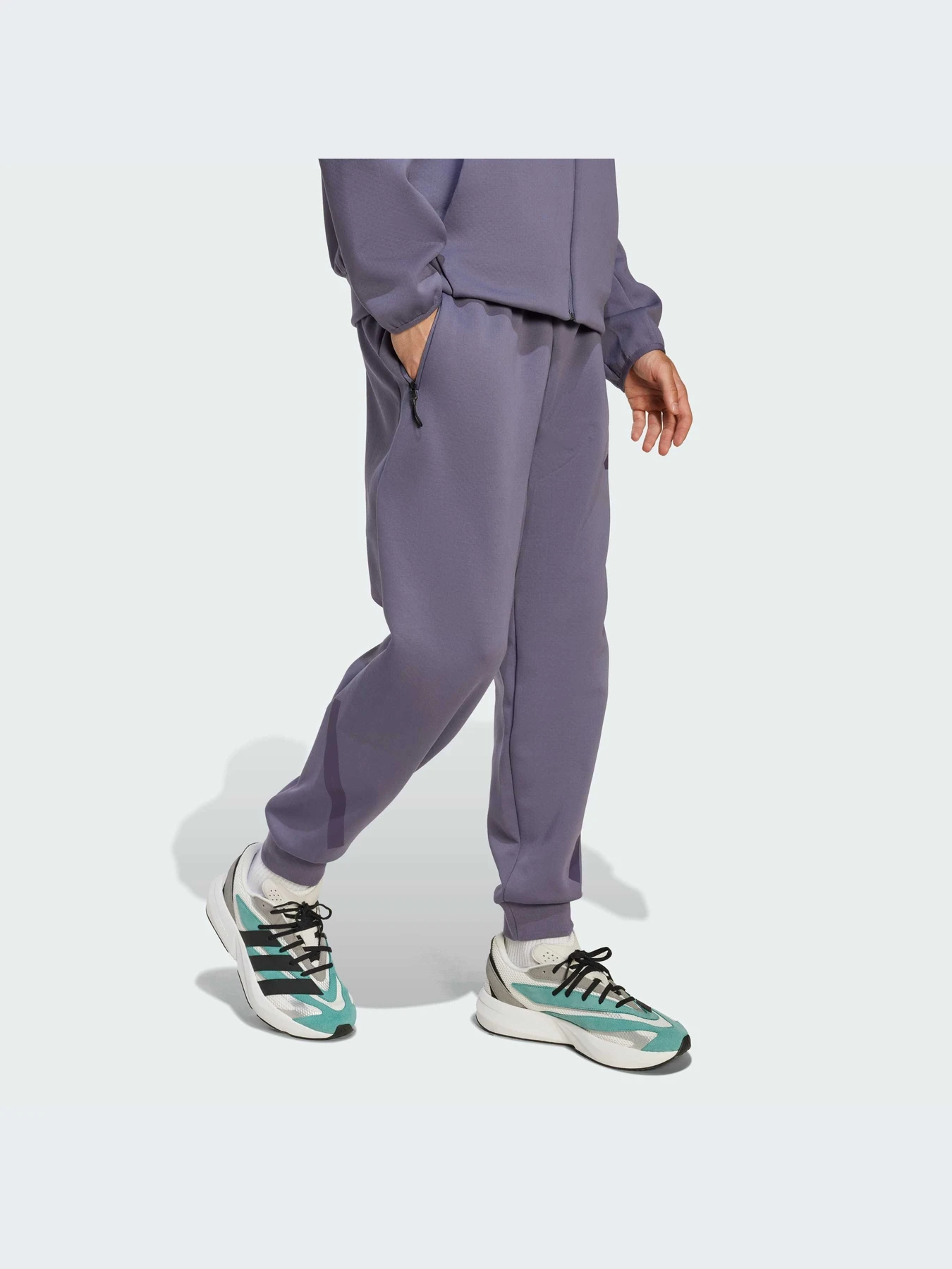 Брюки Adidas ZNE модель JW4727-KZ Брюки Adidas ZNE модель JW4727-KZ Фото