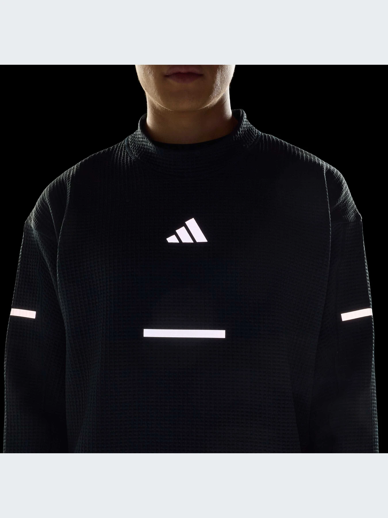 Худи и свитшоты Adidas модель JP3845-KZ Худи и свитшоты Adidas модель JP3845-KZ Фото