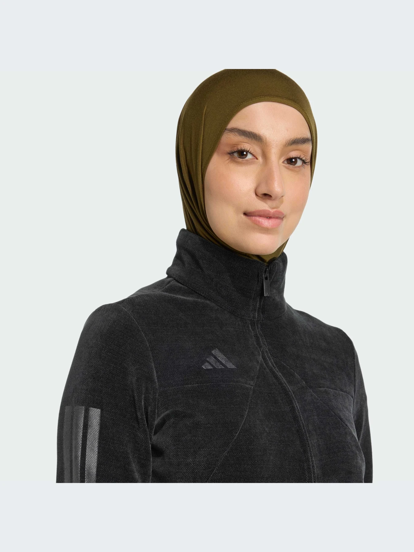 Худи и свитшоты Adidas Tiro модель JX5124-KZ Худи и свитшоты Adidas Tiro модель JX5124-KZ Фото