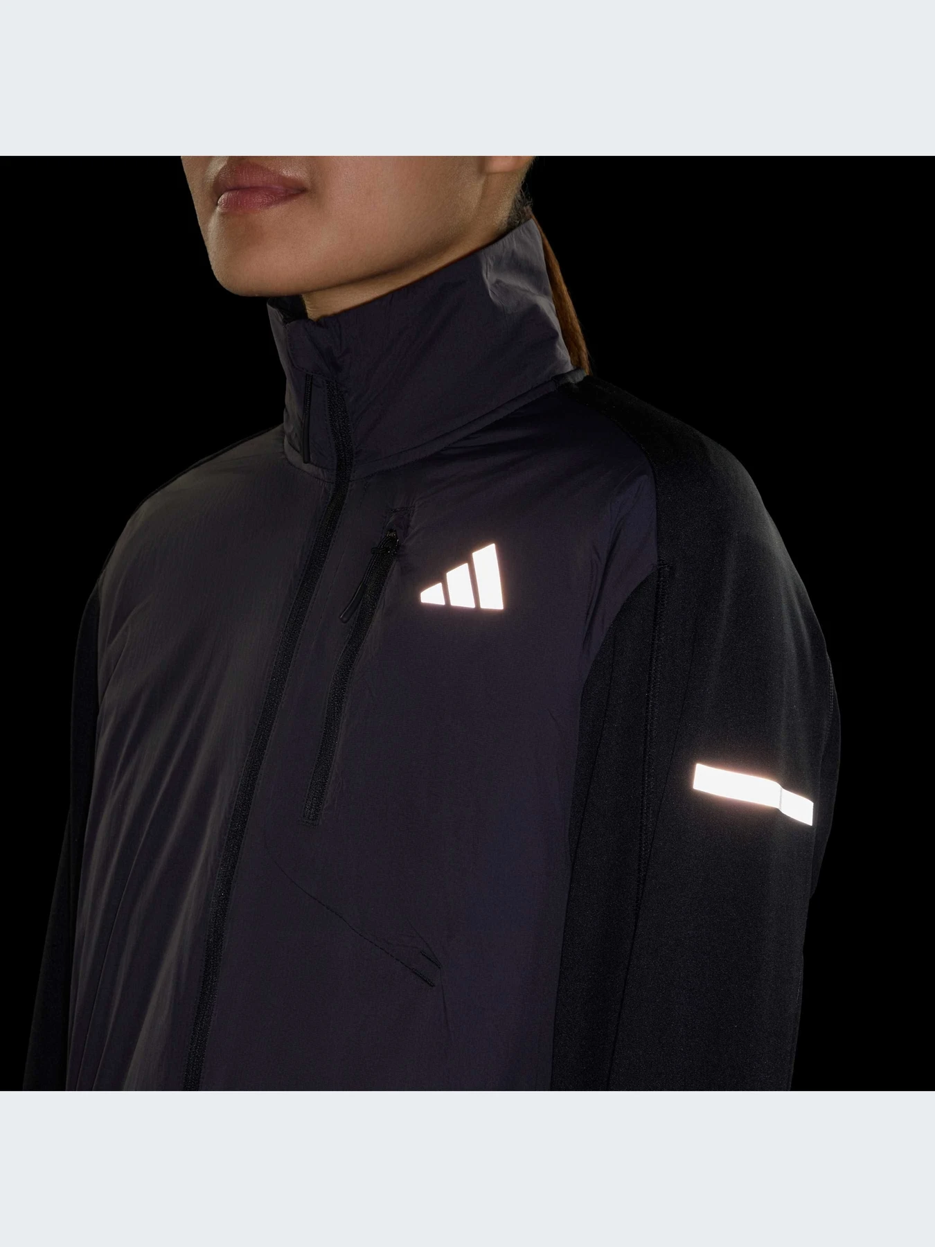 Куртки и дубленки Adidas модель JP3839-KZ Куртки и дубленки Adidas модель JP3839-KZ Фото