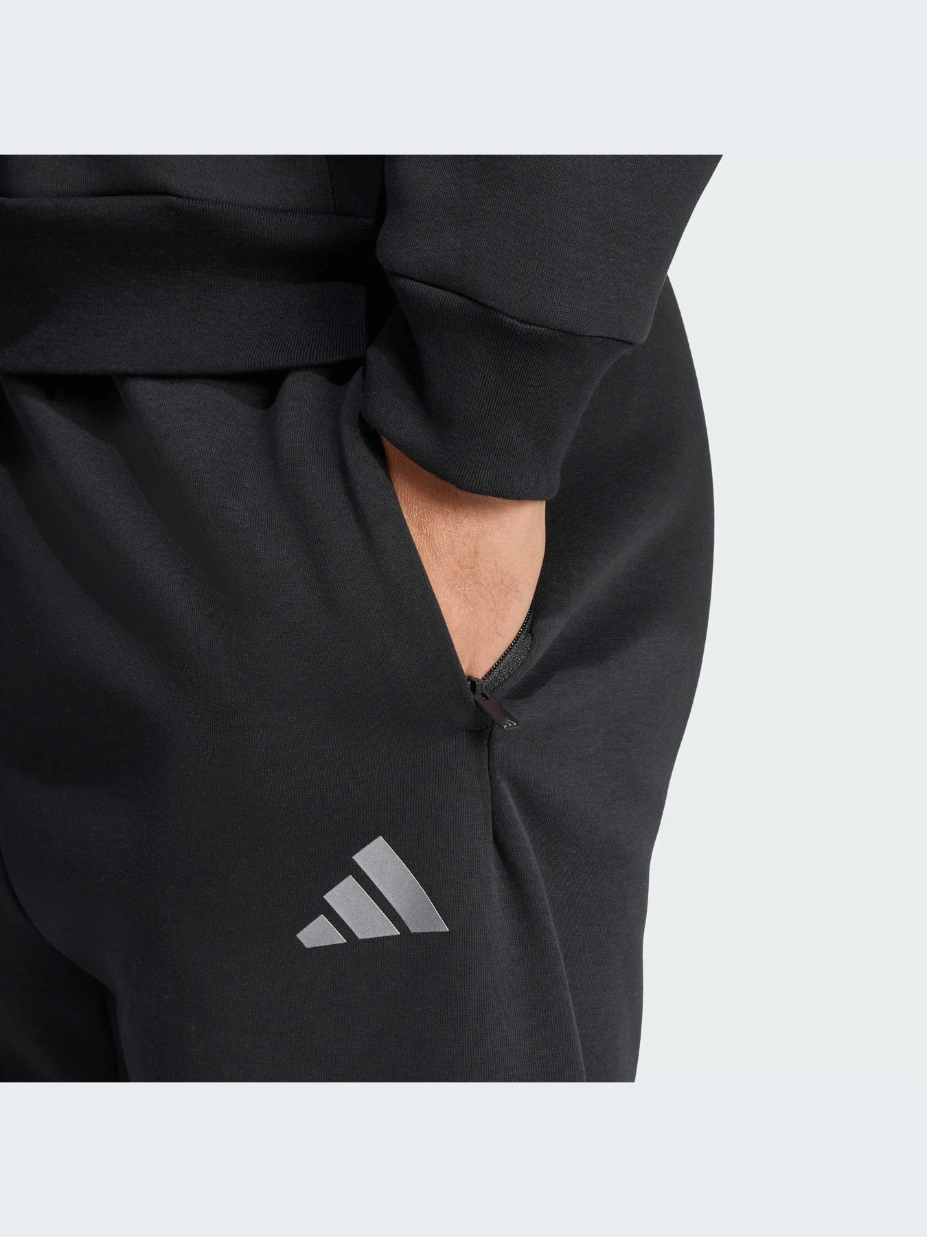 Брюки Adidas Icons модель JX1958-KZ Брюки Adidas Icons модель JX1958-KZ Фото