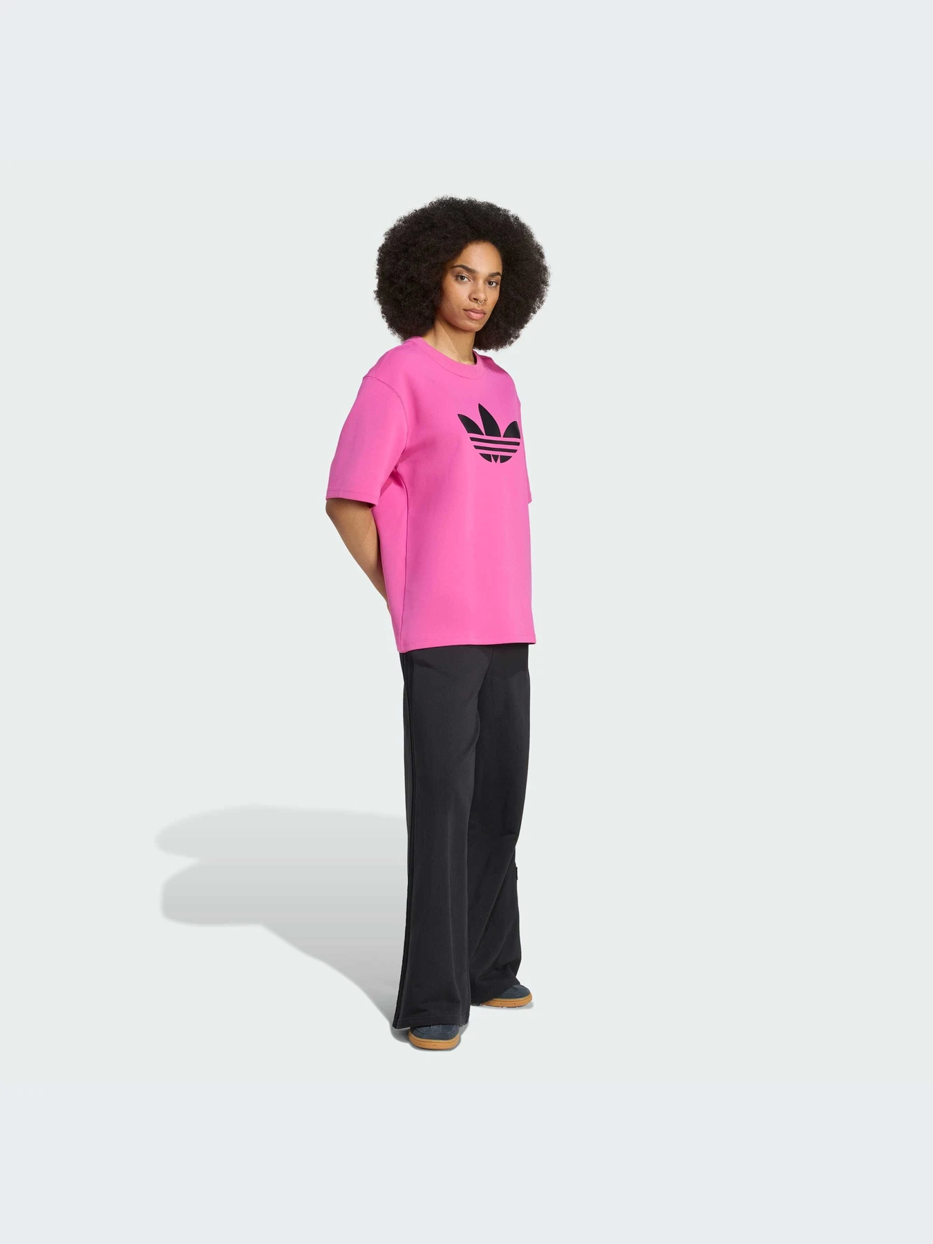 Футболки и поло Adidas Adicolor модель JV7224-KZ Футболки и поло Adidas Adicolor модель JV7224-KZ Фото
