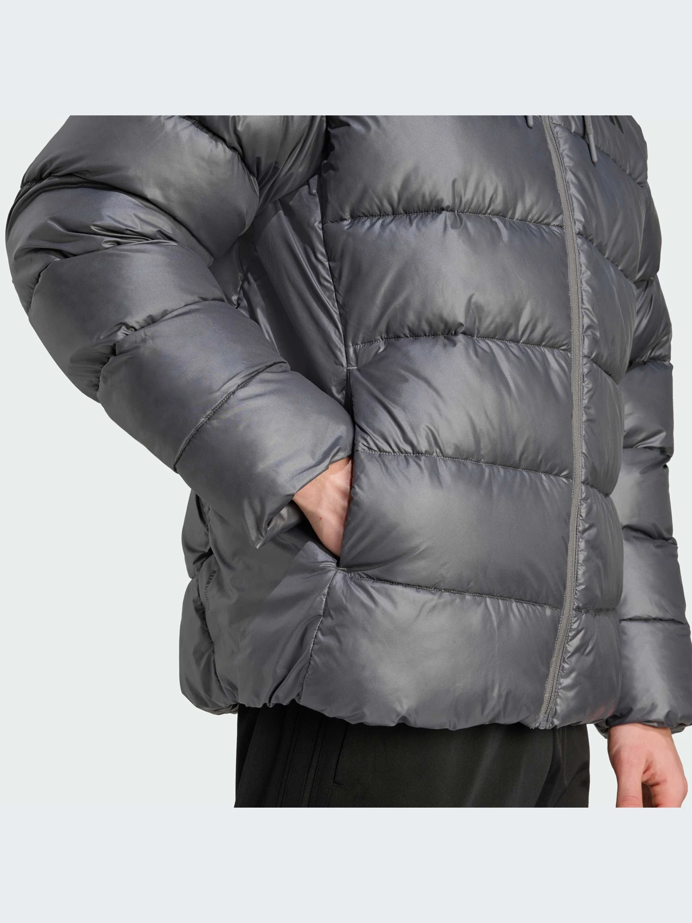 Куртки и дубленки Adidas модель JM8399-KZ Куртки и дубленки Adidas модель JM8399-KZ Фото