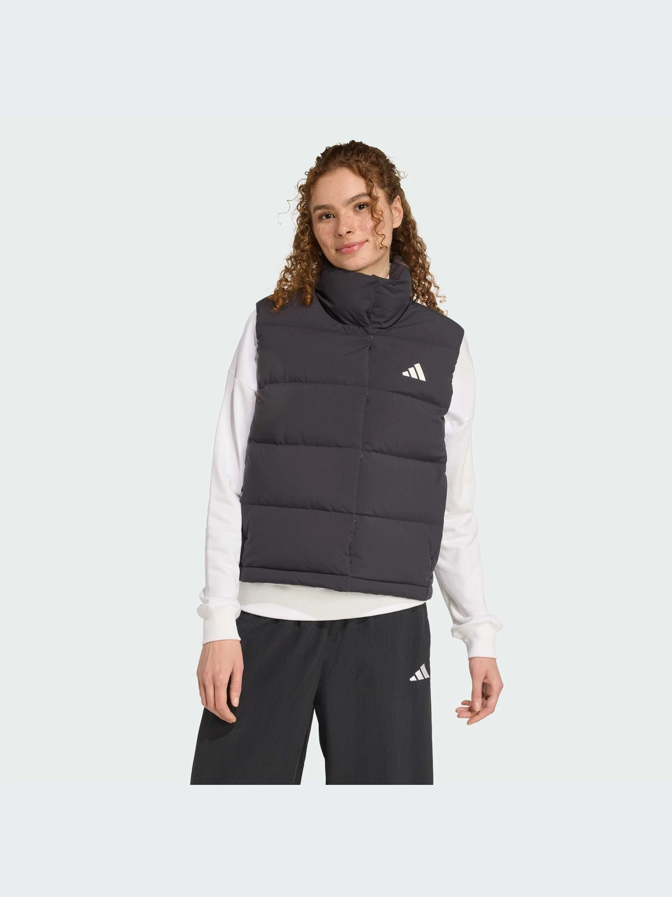 Куртки и дубленки Adidas модель JN2090-KZ Куртки и дубленки Adidas модель JN2090-KZ Фото