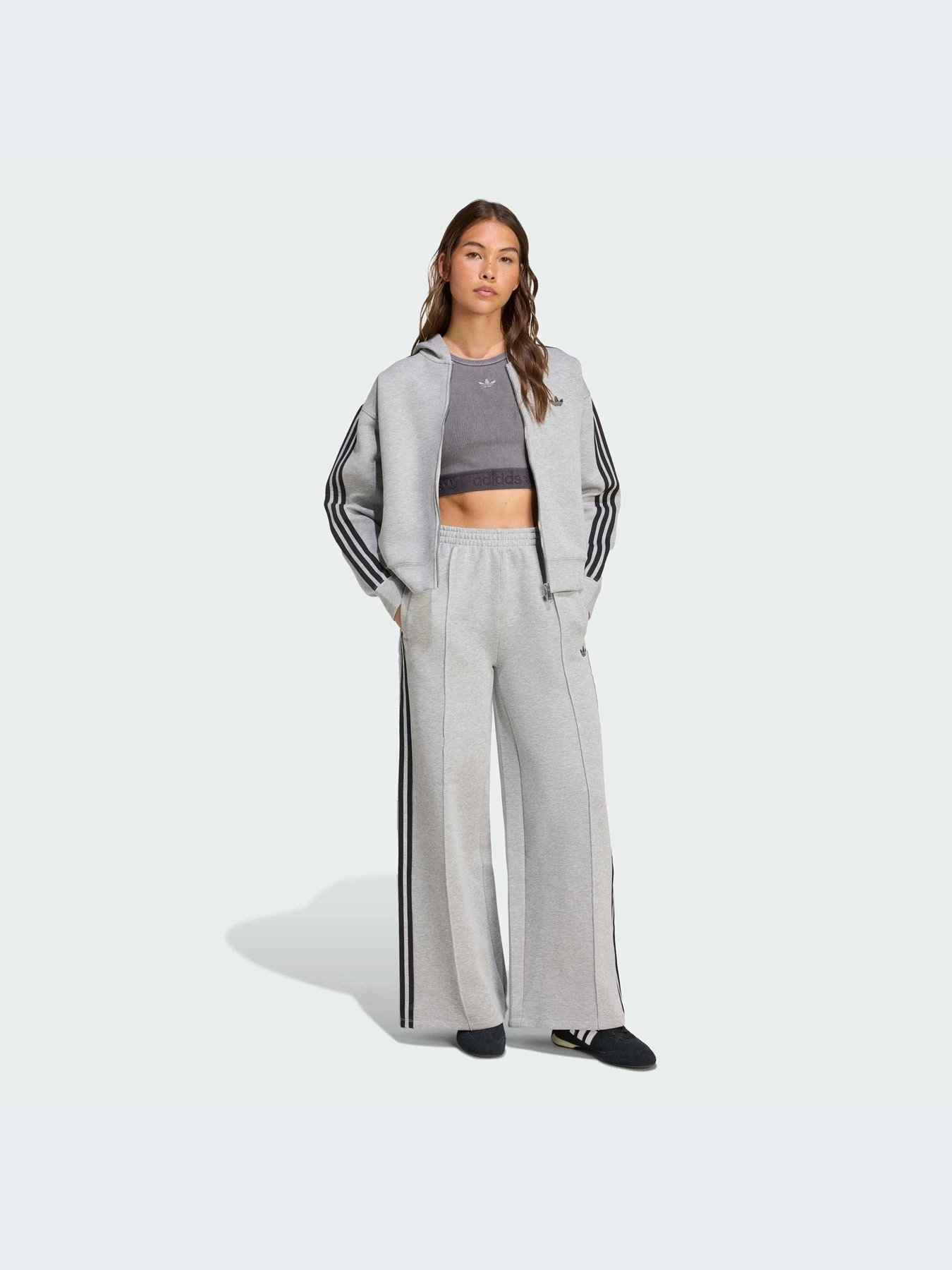 Худи и свитшоты Adidas модель JY2620-KZ Худи и свитшоты Adidas модель JY2620-KZ Фото