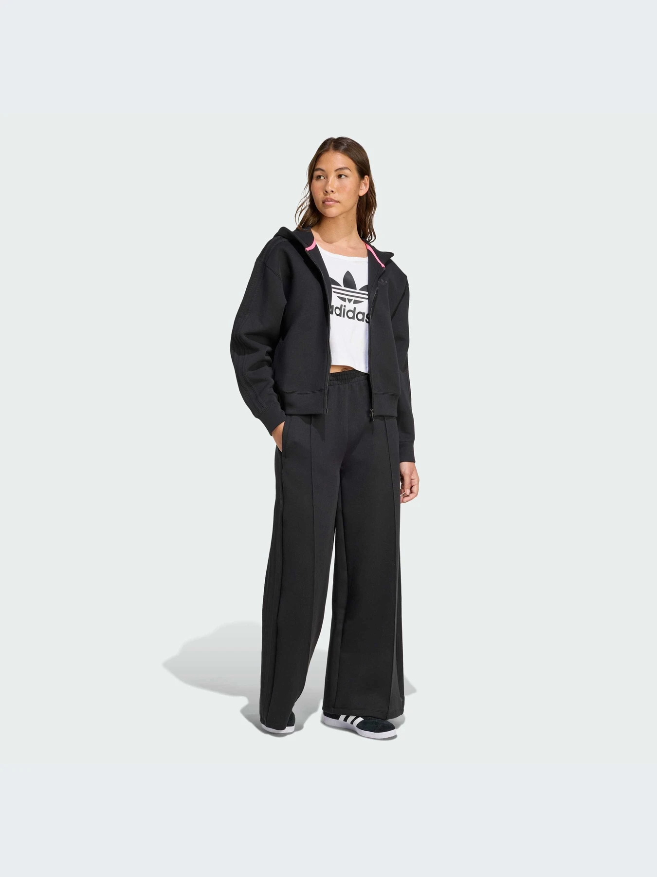 Худи и свитшоты Adidas модель JY2619-KZ Худи и свитшоты Adidas модель JY2619-KZ Фото