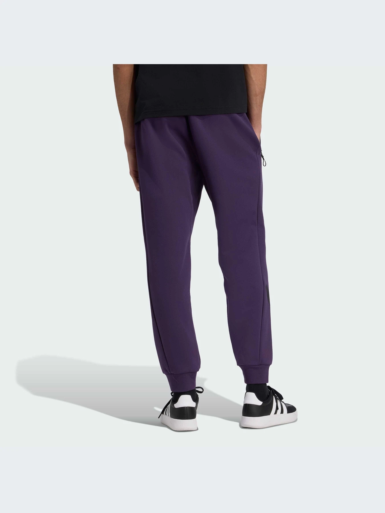 Брюки Adidas ZNE модель JW4726-KZ Брюки Adidas ZNE модель JW4726-KZ Фото