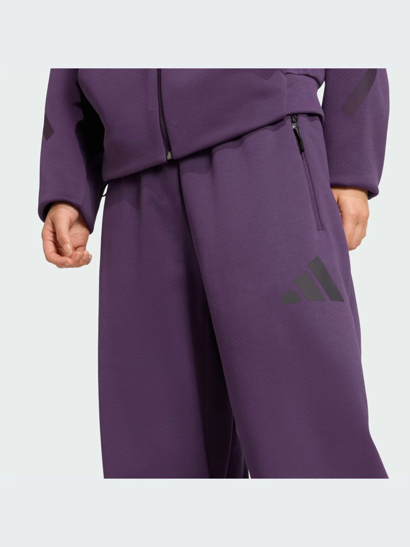 Брюки Adidas ZNE модель KB9441-KZ Брюки Adidas ZNE модель KB9441-KZ Фото