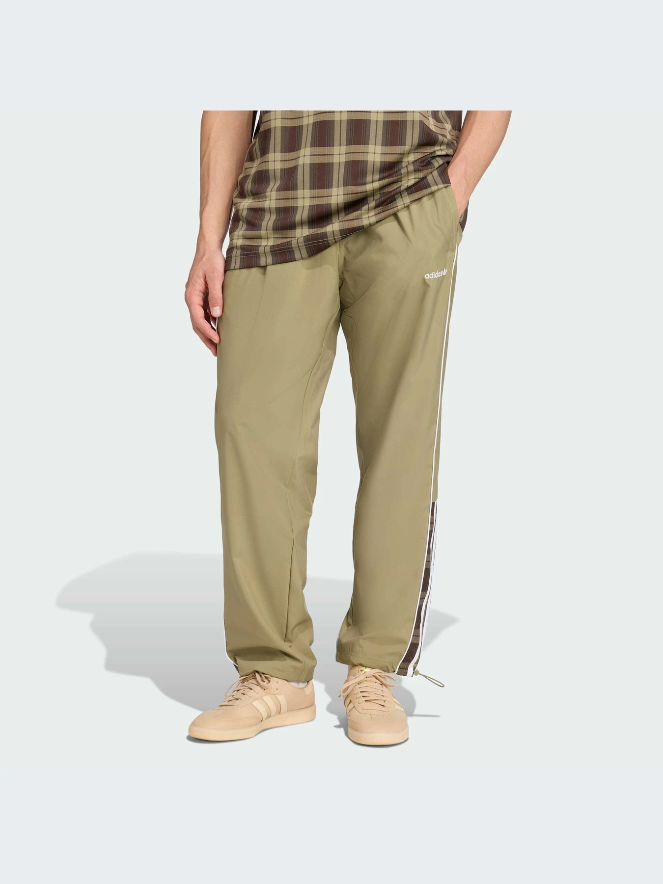 Брюки Adidas Graphics модель JV7732-KZ Брюки Adidas Graphics модель JV7732-KZ Фото