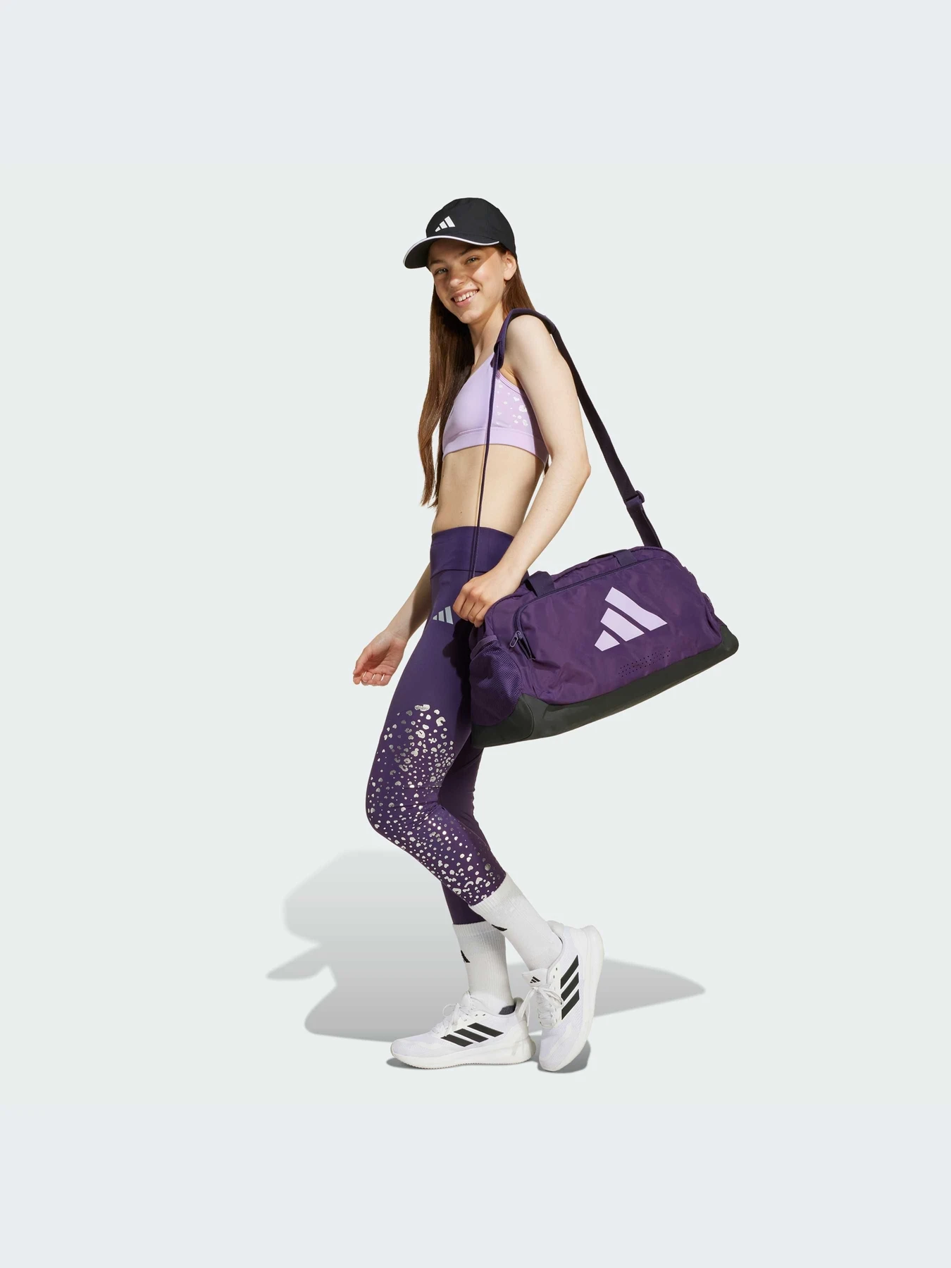 Брюки Adidas модель JM3844-KZ Брюки Adidas модель JM3844-KZ Фото