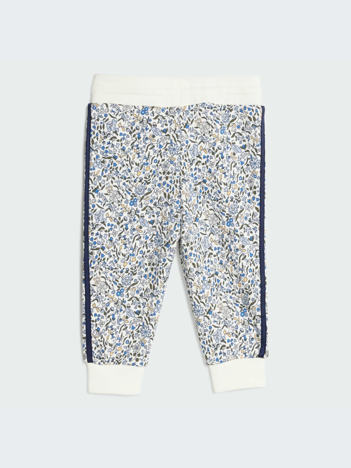 Костюмы Adidas Graphics модель JY3019-KZ Костюмы Adidas Graphics модель JY3019-KZ Фото